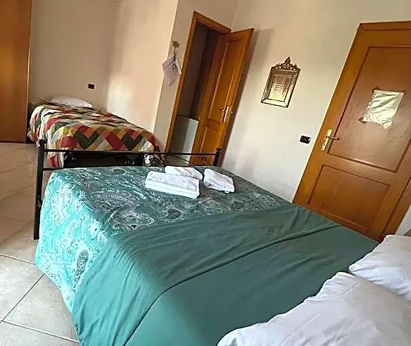 Panzió Nuova Fiera Apart.